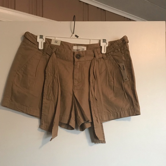 NWT Old Navy Shorts - Picture 1 of 4